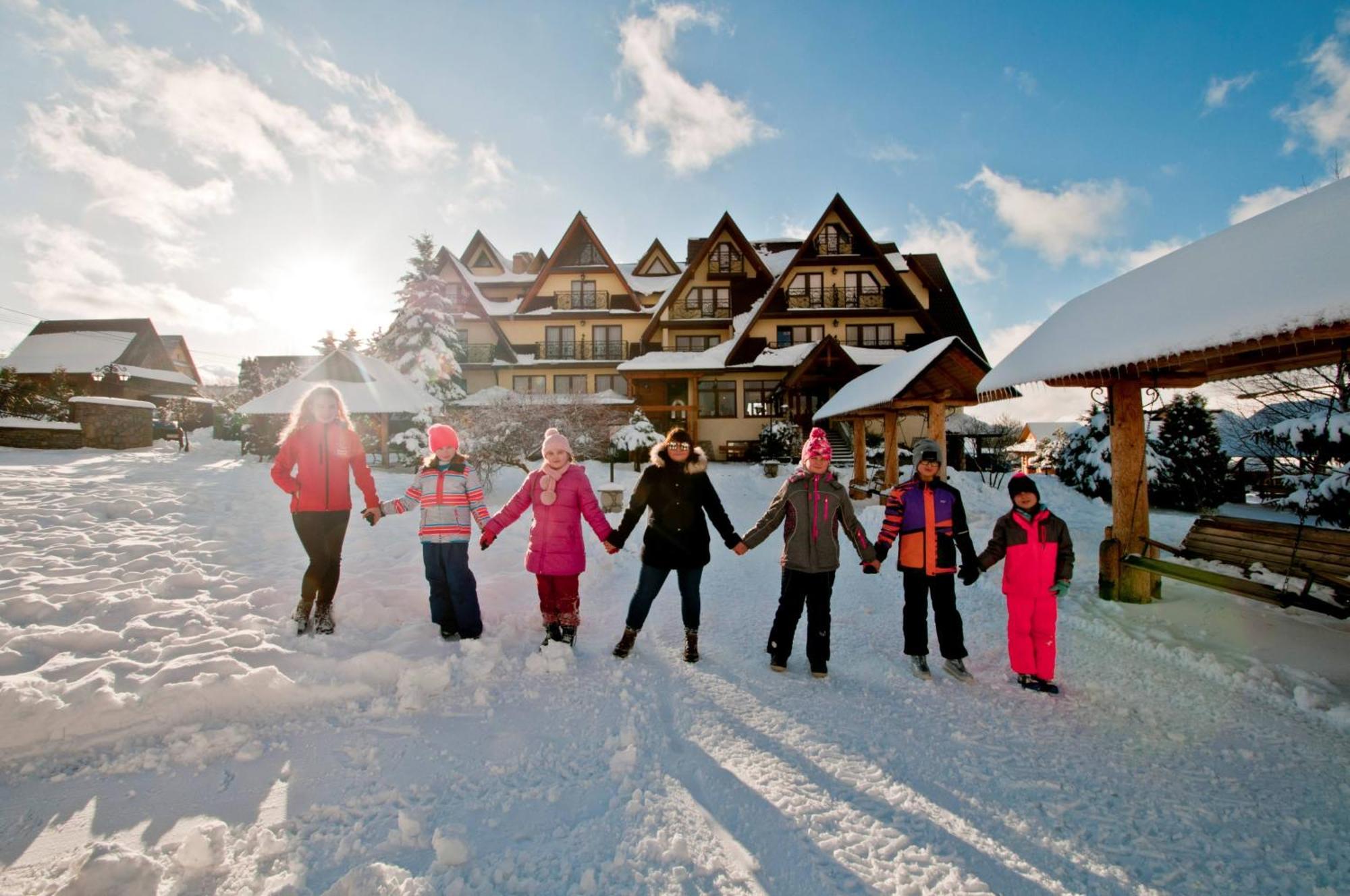 Folk Resort Domki I Apartamenty Murzasichle Exterior photo